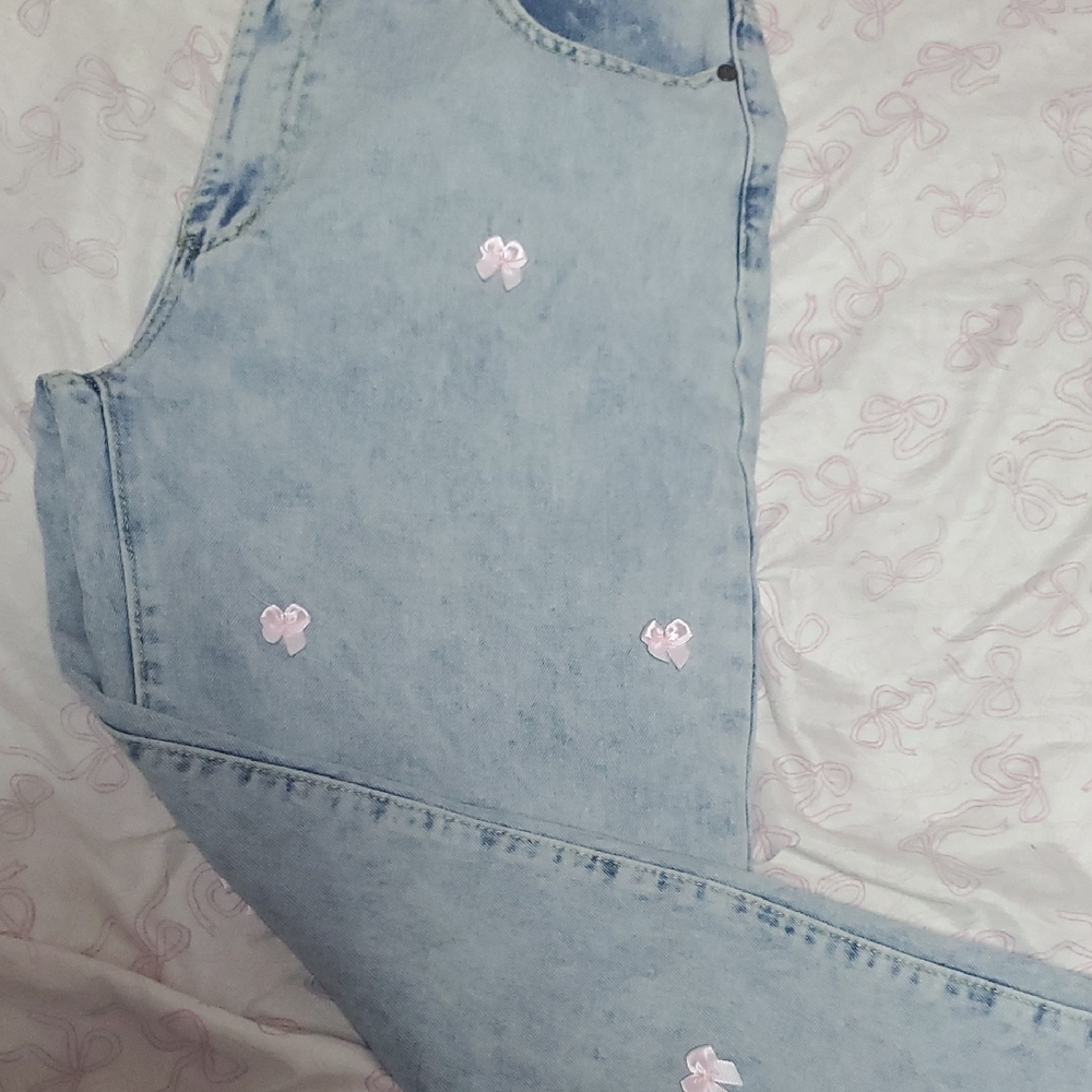 Light Blue Embroidered Women's Jeans